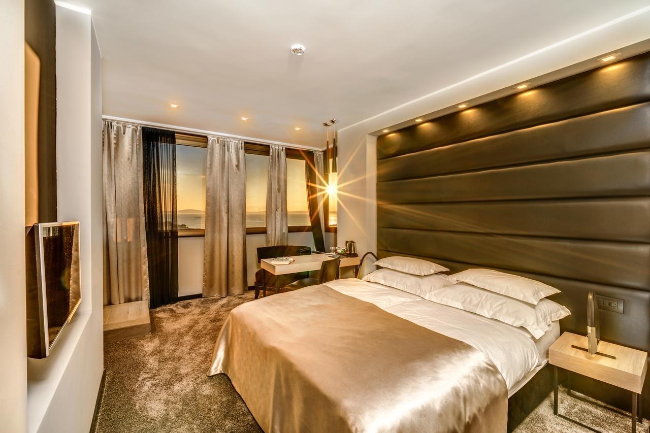 The View Luxury Rooms Σπλιτ Εξωτερικό φωτογραφία